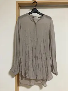 【美品】ノーカラー 無地 3L 長袖シャツ グレージュ