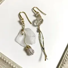 Item thumbnail for item 76c12fb8-9b50-49a8-be12-edfbeafa6955