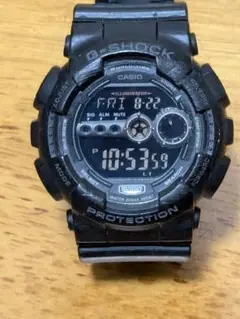 カシオG-SHOCK GD-100/LEDブラック・LEDライト搭載・電池式。