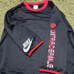 NIKE UNTRACABLE 七分袖アンダーシャツ ブラック/レッド
