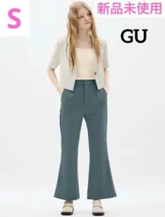 最終値下げ！【新品未使用 美品】GU ストレッチフレアパンツ[丈標準]