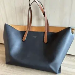 Givenchyジバンシーハンドバッグ黒レザー大きめ