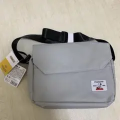 スヌーピー　軽量ショルダーバッグ　グレー