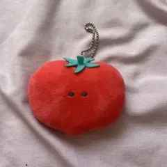 つぶらな瞳　トマト？