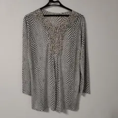 【美品】ACROSS 長袖トップス　フリーサイズ