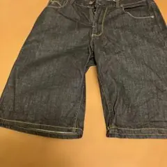 ダークデニム ストレートカット ショートパンツ