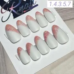 ネイルチップ　現品 マット　ホワイト　ピンク　ガーリー
