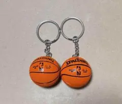 バスケットボールキーホルダー　ブラウン　同種2個セット