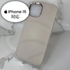 【Iphone15】ショックプルーフ シルバーフレームのソフトケース　ホワイト