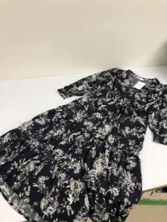 新品タグ付き★fifth★ロングスカートワンピース　長袖ワンピース★Mサイズ