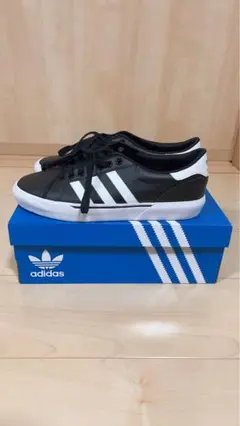adidas ブラック/ホワイト スニーカー 箱付き