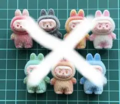 ラブブ　ミニフィギュア　１つ200円