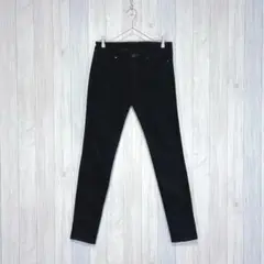 【ユニクロ】スキニーテーパードパンツ 高ストレッチ 黒 シンプル 無地