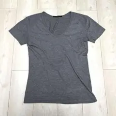 AKM グレー Tシャツ