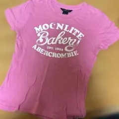 美品　 アバクロ　ABERCROMBIE Tシャツ M