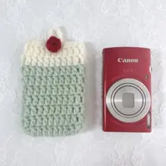 クリームソーダカメラケース　ミントグリーン　編み物ポーチ　ハンドメイド　78