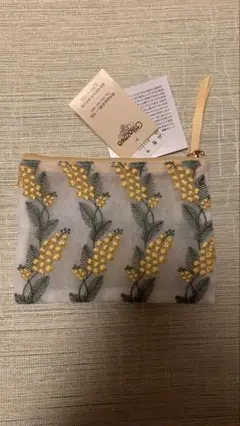 【新品未使用】近沢レース　ミモザ刺繍 ポーチ