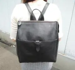新品 送料込☆通常19800円☆スクエア 牛革 リュック A4☆