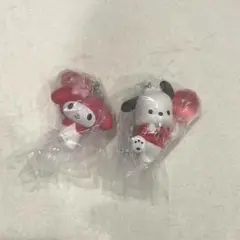 サンリオキャラクターズ　カラーコレクションチャーム　レッド