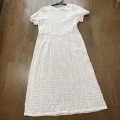 ユニクロ　シビラワンピース