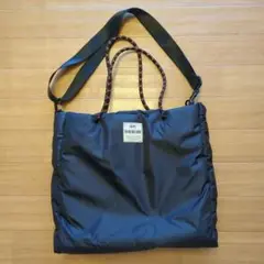 KiU　2WAY 撥水パデッド ショルダートートバッグ　ブラック