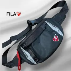 FILA ボディバッグ ハートロゴ 黒
