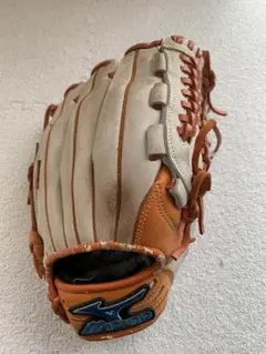 ミズノプロ 井端和弘モデル 型抜群 極美品 軟式 内野手用グローブ ミズノプロ 井端和弘モデル 型抜群 極美品 軟式 内野手用グローブ