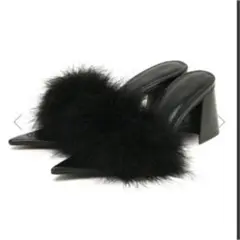 melt the lady pointed toe fur mule