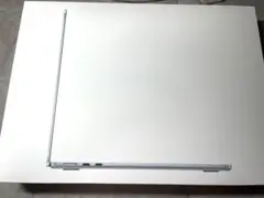 Apple MacBook Air 13インチ M4 16GB/256GB