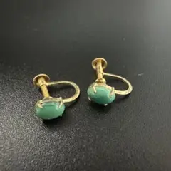 緑色の石 フック式イヤリング　ゴールド　シルバーアクセサリー