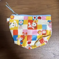 ハンドメイド　ポーチ　アニマル　動物　レトロ　ヴィンテージ　舟形