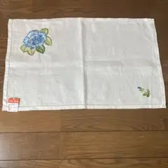 青いバラ刺繍テーブルセンター