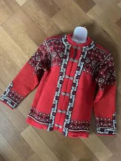 Item thumbnail for item 34f968eb-43cd-4abc-96b1-61e9fd52837a
