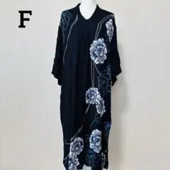 【倭物やカヤ】❣️美品❣️ささらぎ花模様UVワンピース/Vネック/フリー