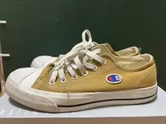 チャンピオン　スニーカー