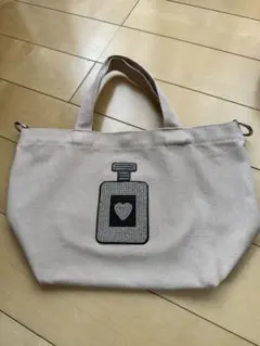 トートバッグ　パフューム