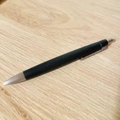 LAMY 2000 4色ボールペン