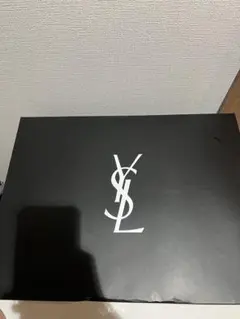 YSL イヴ・サンローラン　新品　掛け布団2枚入り