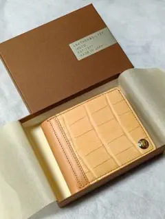 MOTO　モト　ヌメクロコ　二つ折り財布