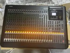 YAMAHA MIXING CONSOLE MGX24X