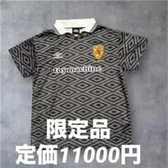 誰か買ってよ、、 限定品Umbro × Toy Machine サッカーTシャツ