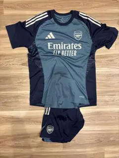 Item thumbnail for item 5e36d85f-d071-4ad0-bab2-2ef14fe8427a