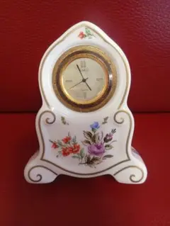 SEIKO WAKO QUARTZ　置き時計 電池切れ 白い陶器 お花 蝶柄