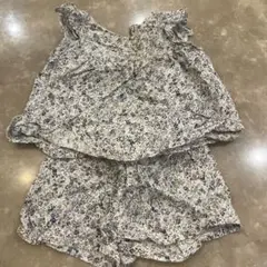 BeBe 花柄 トップスとショーツ セット 80 cmまで