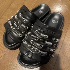 TOGA トーガ サンダル 黒xシルバー 0303625E0071 METAL SNEAKER SANDALS(WOMEN) – TOGA ONLINE STORE