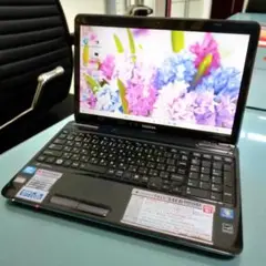 処分特価 東芝 ノートパソコン i7 8GB SSD512GB webカメラ