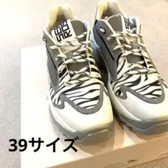 セルジオロッシスニーカー
