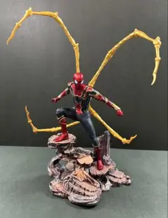 アイアン・スパイダー　PVCスタチュー　ピンサー 角度変更可能タイプ