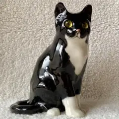 ウィンスタンレイキャット　ケンジントンキャット　白黒お座り猫　美品❣️ サイズ4
