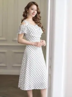 GINZA COUTURE ドット柄オフショルダードレス